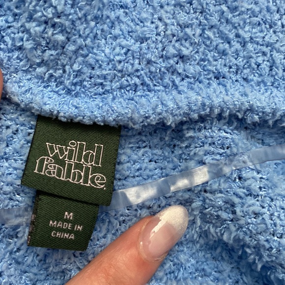 wild fable sweater never worn - Picture 2 of 2